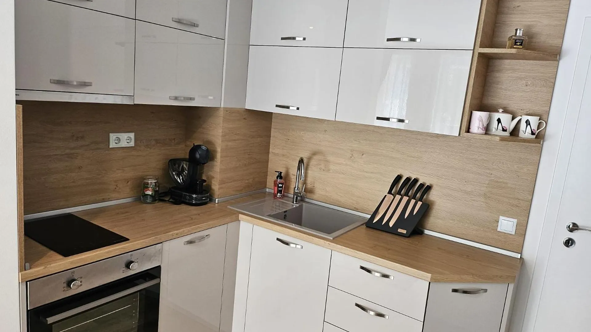 Sea Garden Luxury Appartment Varna 0*,