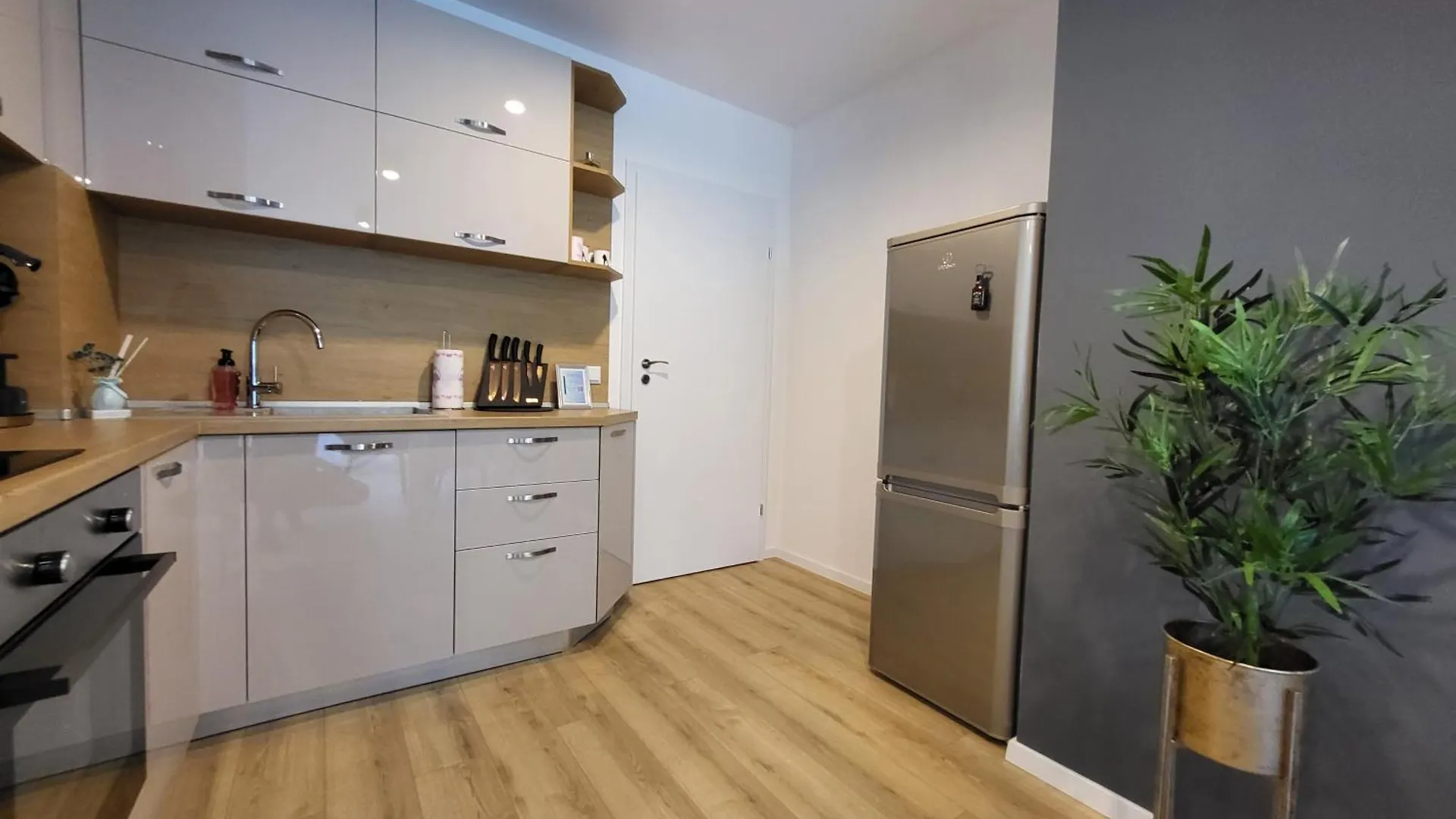 Sea Garden Luxury Appartment 바르나 0*,  불가리아